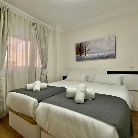 Ayala Malaga City Center 6Pax ภายนอก รูปภาพ