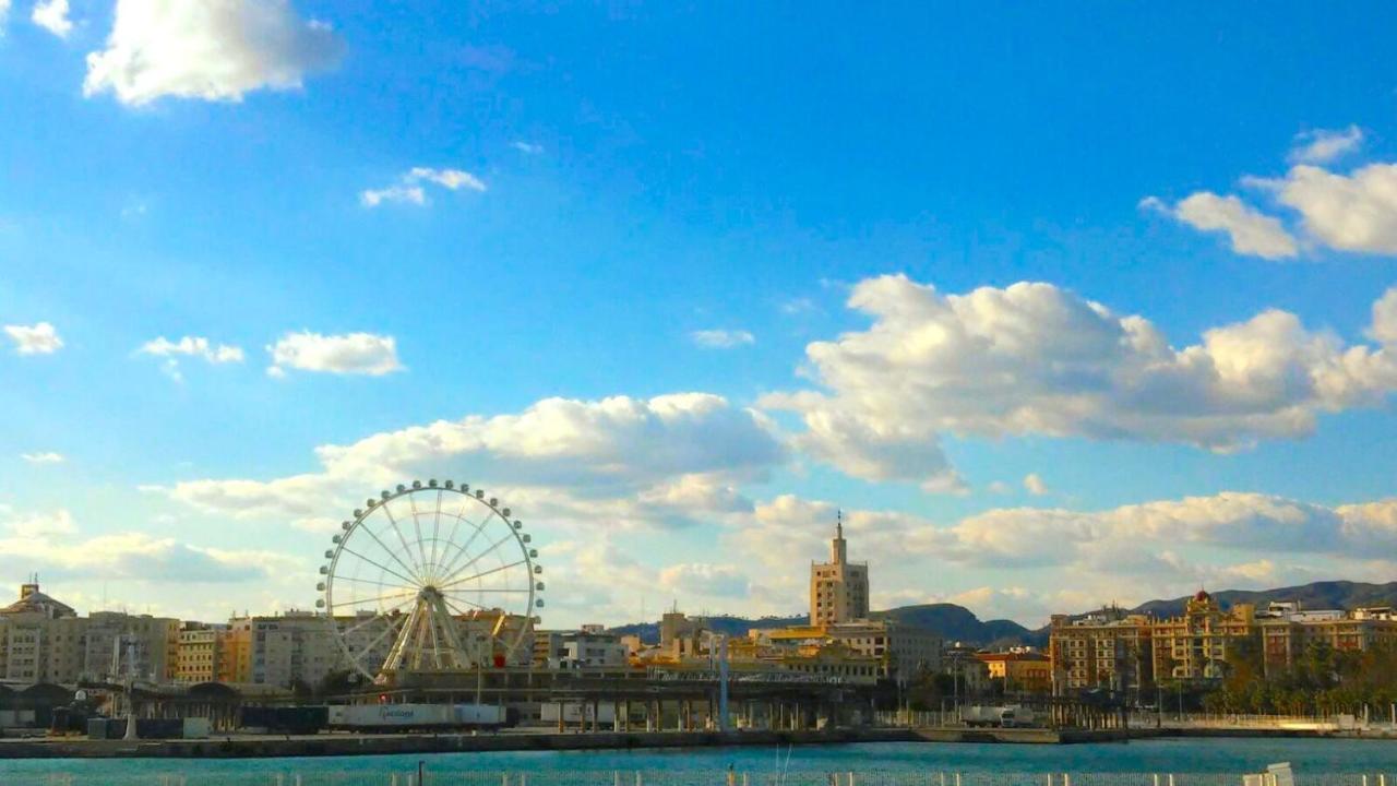 Ayala Malaga City Center 6Pax ภายนอก รูปภาพ